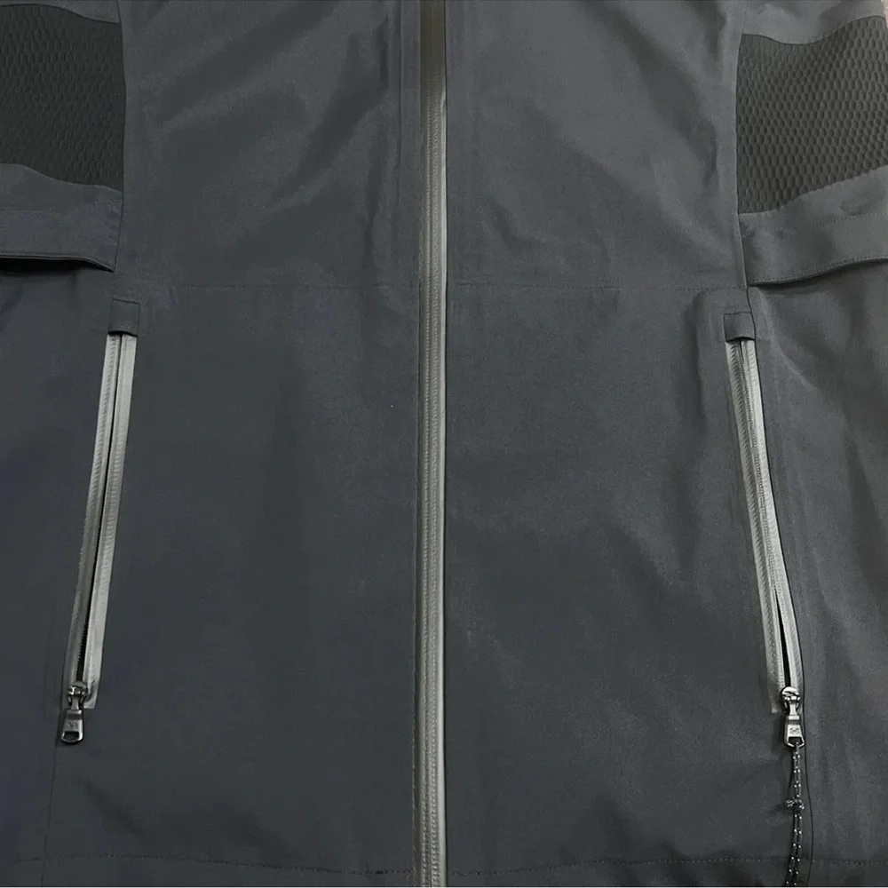 New GORE-TEX Under Armour Storm Golf‎ Rain Jacket